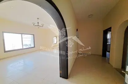 Apartment - 3 Bedrooms - 3 Bathrooms for rent in Al Ameriya - Al Jimi - Al Ain