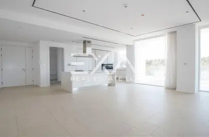 Apartment - 3 Bedrooms - 4 Bathrooms for sale in Seventh Heaven - Al Barari - Dubai