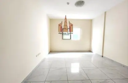 Apartment - 1 Bedroom - 2 Bathrooms for rent in Muwaileh Commercial - Sharjah