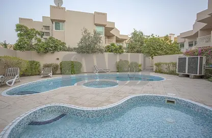 Villa - 5 Bedrooms - 5 Bathrooms for rent in Umm Suqeim 3 - Umm Suqeim - Dubai