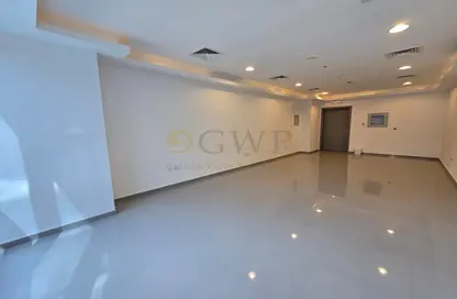 Office Space - Studio - 2 Bathrooms for rent in Tamani Art Tower - Business Bay - Dubai