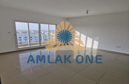 Apartment - 2 Bedrooms - 3 Bathrooms for sale in Tower 31 - Al Reef Downtown - Al Reef - Abu Dhabi