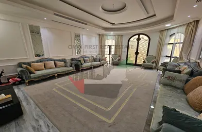 Villa - 4 Bedrooms - 6 Bathrooms for rent in Al Aweer 1 - Al Aweer - Dubai