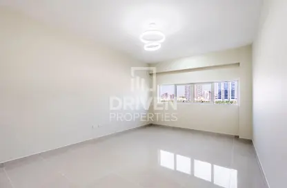 Apartment - 1 Bedroom - 2 Bathrooms for rent in Profile Residence - Dubai Sports City - Dubai