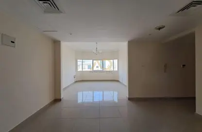 Apartment - 2 Bedrooms - 2 Bathrooms for rent in Al Hafeet Tower 8 - Al Nahda - Sharjah