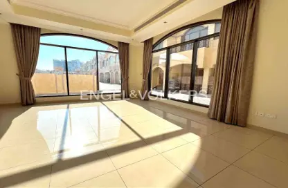 Villa - 6 Bedrooms - 7 Bathrooms for rent in Al Barsha 1 - Al Barsha - Dubai