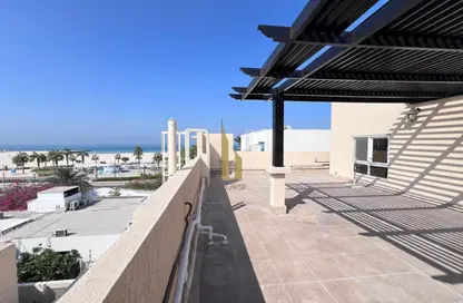 Villa - 6 Bedrooms - 6 Bathrooms for rent in Umm Suqeim 1 Villas - Umm Suqeim 1 - Umm Suqeim - Dubai