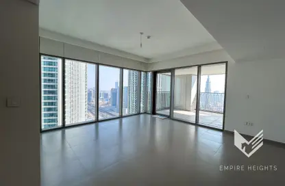 Apartment - 3 Bedrooms - 3 Bathrooms for sale in Downtown Views II Tower 3 - Downtown Views II - Downtown Dubai - Dubai