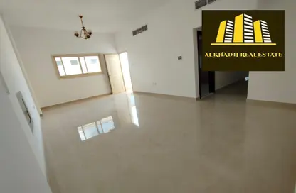 Apartment - 3 Bedrooms - 3 Bathrooms for rent in Al Jurf 2 - Al Jurf - Ajman Downtown - Ajman