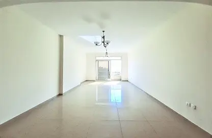 Apartment - 3 Bedrooms - 3 Bathrooms for rent in The Square 1 - Muwaileh Commercial - Sharjah