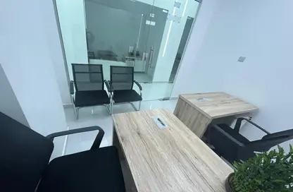 Office Space - Studio - 1 Bathroom for rent in Red Avenue - Al Garhoud - Dubai