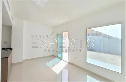 Villa - 3 Bedrooms - 4 Bathrooms for sale in Manazel Al Reef 2 - Al Samha - Abu Dhabi