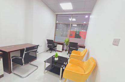 Office Space - Studio - 1 Bathroom for rent in Red Avenue - Al Garhoud - Dubai