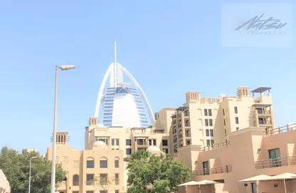 Villa - Studio - 5 Bathrooms for rent in Umm Suqeim 1 - Umm Suqeim - Dubai