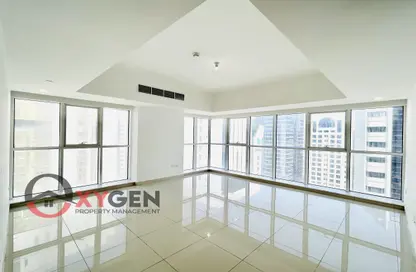 Apartment - 2 Bedrooms - 3 Bathrooms for rent in Silver Tower - Corniche Road - Abu Dhabi