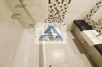 Apartment - 3 Bedrooms - 4 Bathrooms for rent in Al Bateen - Abu Dhabi