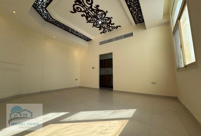 Rent in Khalifa City A Villas: P/Entrance Unit|Nice Compound|Nr Etihad ...