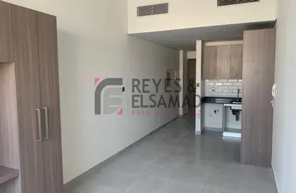 Apartment - 1 Bathroom for rent in Burj Residence 3 - Arjan - Dubai