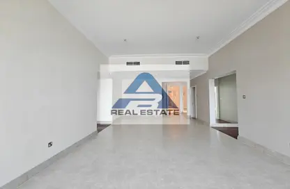 Apartment - 3 Bedrooms - 3 Bathrooms for rent in Al Najda Street - Abu Dhabi