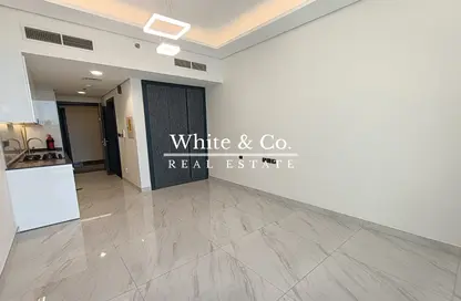 Apartment - 1 Bathroom for rent in Samana Golf Avenue - Dubai Studio City - Dubai