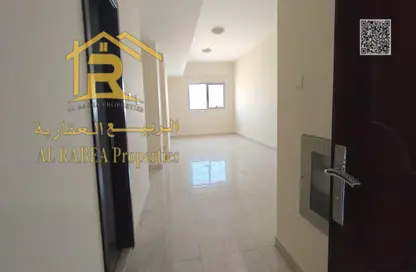 Apartment - 3 Bedrooms - 3 Bathrooms for rent in Al Jurf 3 - Al Jurf - Ajman Downtown - Ajman