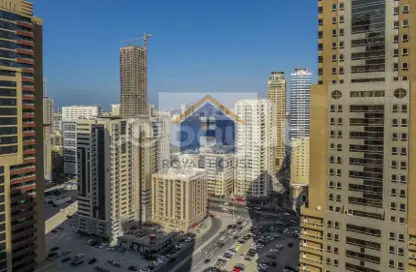 Apartment - 1 Bedroom - 2 Bathrooms for sale in Al Khan - Sharjah