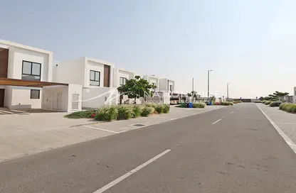 Townhouse - 2 Bedrooms - 2 Bathrooms for rent in Al Ghadeer 2 - Al Ghadeer - Abu Dhabi