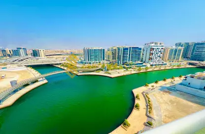 Apartment - 3 Bedrooms - 5 Bathrooms for rent in Al Dana - Al Raha Beach - Abu Dhabi