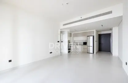 Apartment - 1 Bedroom - 1 Bathroom for sale in Marina Vista - EMAAR Beachfront - Dubai Harbour - Dubai