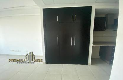 Apartment - Studio - 1 Bathroom for rent in Goldcrest Views 2 - JLT Cluster J - Jumeirah Lake Towers - Dubai