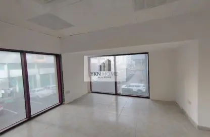 Office Space - Studio - 1 Bathroom for rent in Al Fargo Building - Tourist Club Area - Abu Dhabi