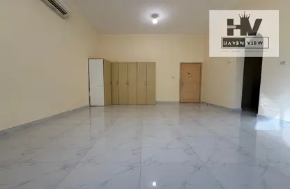 Apartment - 1 Bathroom for rent in Mohammed Villas 24 - Mohamed Bin Zayed City - Abu Dhabi