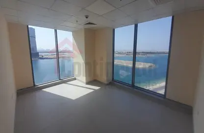 Office Space - Studio - 1 Bathroom for rent in Al Mamzar - Sharjah - Sharjah