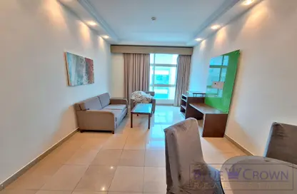 شقة - 2 غرف نوم - 2 حمامات للايجار في منخول - بر دبي - دبي