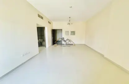 Apartment - 2 Bedrooms - 2 Bathrooms for rent in Al Khair Building - Dubai Silicon Oasis - Dubai