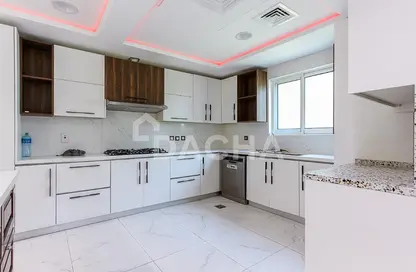 Villa - 5 Bedrooms - 5 Bathrooms for rent in Entertainment Foyer - European Clusters - Jumeirah Islands - Dubai