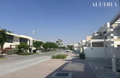 Villa - 4 Bedrooms - 3 Bathrooms for rent in Phoenix - DAMAC Hills - Dubai