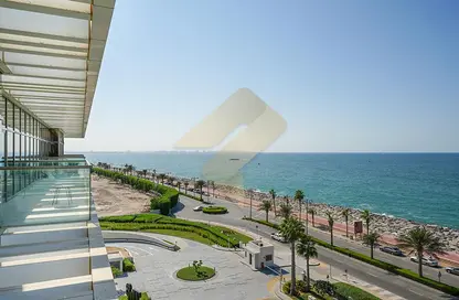 Apartment - 1 Bedroom - 3 Bathrooms for rent in The 8 - The Crescent - Palm Jumeirah - Dubai