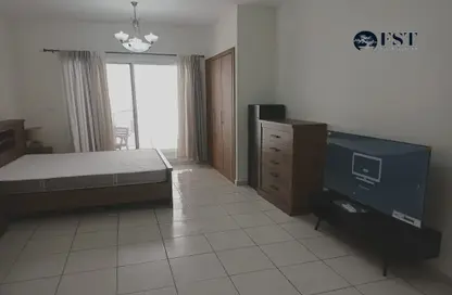 Apartment - 1 Bathroom for rent in Mulberry 2 - Emirates Gardens 2 - Jumeirah Village Circle - Dubai