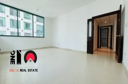 Apartment - 2 Bedrooms - 2 Bathrooms for rent in Dalma Residence - Hamdan Street - Abu Dhabi