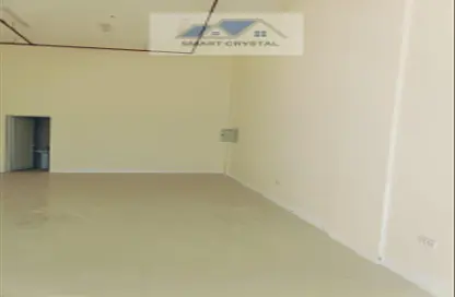 Shop - Studio - 1 Bathroom for rent in Mussafah Industrial Area - Mussafah - Abu Dhabi