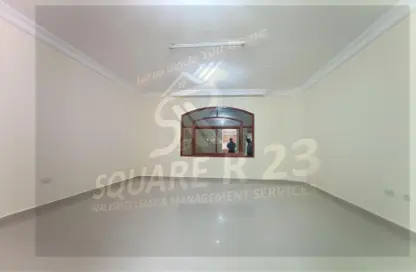 Apartment - 1 Bathroom for rent in Mohammed Villas 6 - Mohamed Bin Zayed City - Abu Dhabi