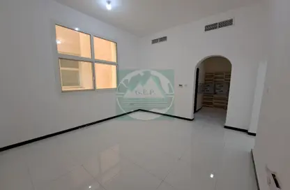 Apartment - 1 Bedroom - 1 Bathroom for rent in Shakhbout City - Abu Dhabi