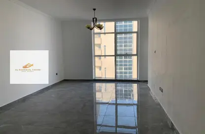 Apartment - 3 Bedrooms - 2 Bathrooms for rent in Jamal Abdul Nasser Street - Al Majaz - Sharjah