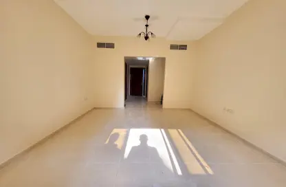 Apartment - 1 Bedroom - 2 Bathrooms for rent in The Square 1 - Muwaileh Commercial - Sharjah