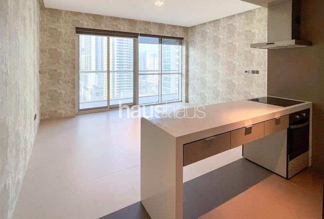 Apartment - 1 Bedroom - 2 Bathrooms for rent in West Avenue Tower - Dubai Marina - Dubai