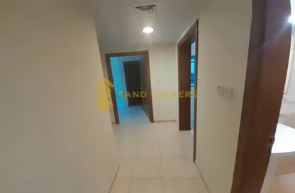 Apartment - 3 Bedrooms - 5 Bathrooms for rent in Al Nahyan - Abu Dhabi