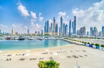 Apartment - 2 Bedrooms - 2 Bathrooms for sale in Sunrise Bay - EMAAR Beachfront - Dubai Harbour - Dubai