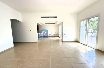 Apartment - 3 Bedrooms - 4 Bathrooms for rent in Ghadeer 1 - Ghadeer - The Lakes - Dubai