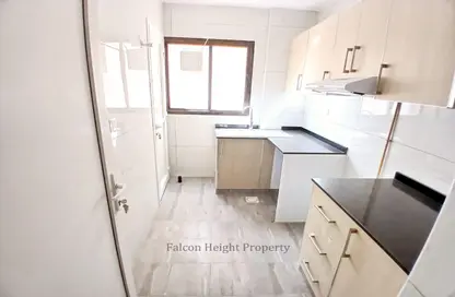 Apartment - 1 Bedroom - 2 Bathrooms for rent in Dar Al Majaz - Jamal Abdul Nasser Street - Al Majaz - Sharjah